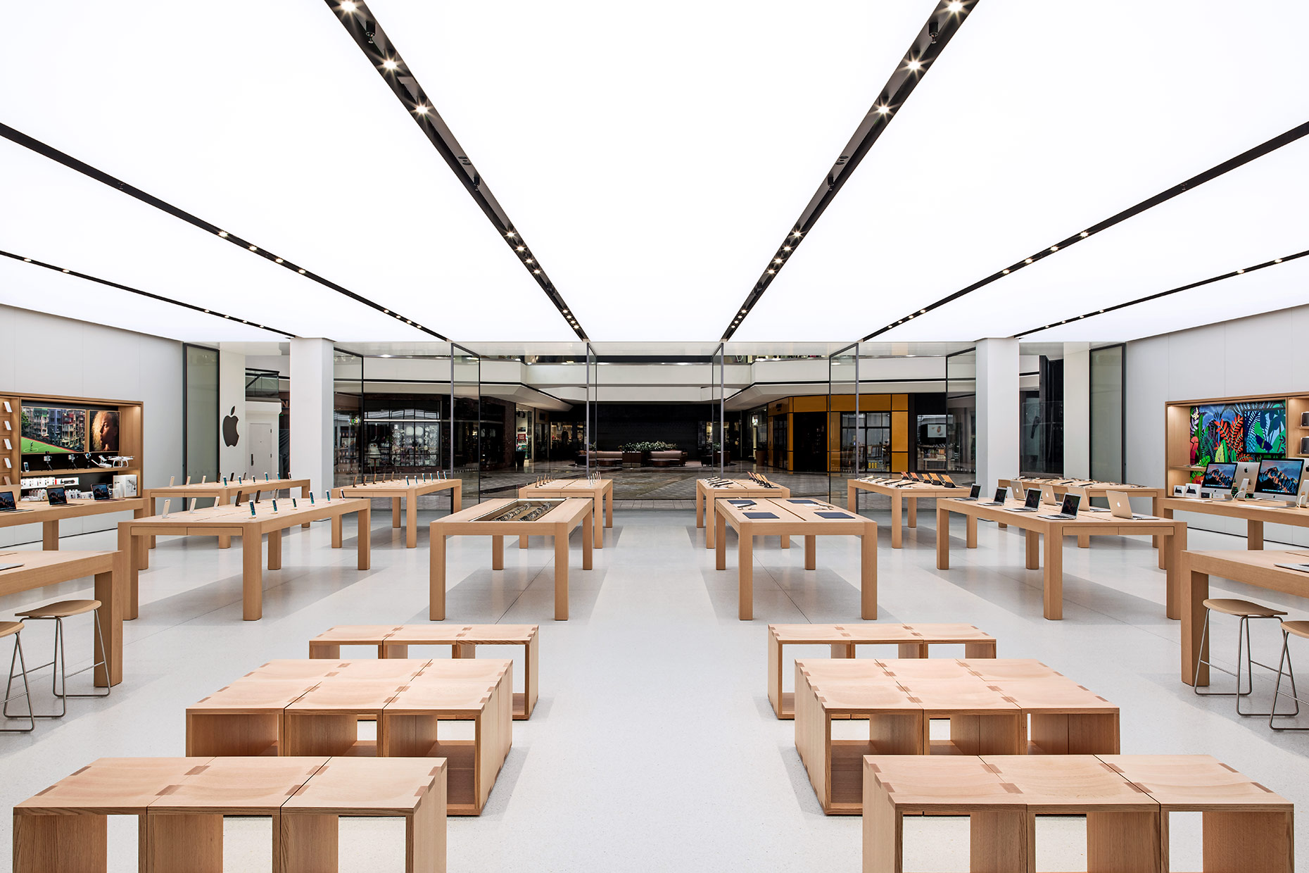 Apple_02